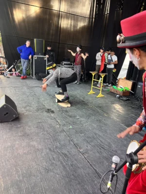 Circo Benedeto en Bogotá - show circense para eventos, Voiz Producciones