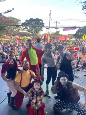 Circo Benedeto en Bogotá - show circense para eventos, Voiz Producciones