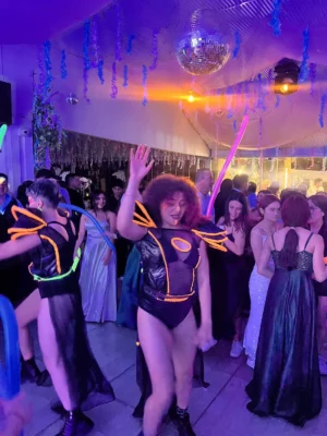 Neon Party - tambores con luz y agua para eventos, Voiz Producciones