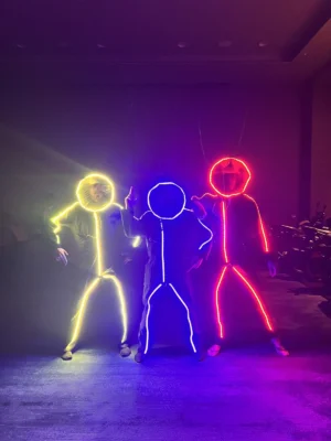 Show Stickman LED para eventos en Bogotá, Voiz Producciones