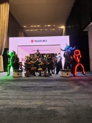 Show Stickman LED para eventos en Bogotá, Voiz Producciones