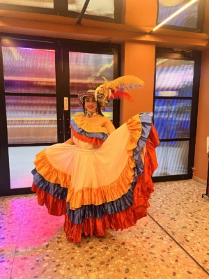 Show Carnaval de Barranquilla en Bogotá - comparsa folclórica Voiz Producciones