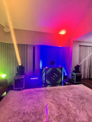 Alquiler de sonido, luces y DJ para eventos sociales en Bogotá, Voiz Producciones
