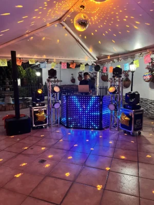 Alquiler de sonido, luces y DJ para eventos sociales en Bogotá, Voiz Producciones