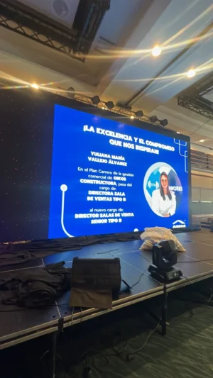 Alquiler de pantallas LED para eventos en Bogotá, Voiz Producciones