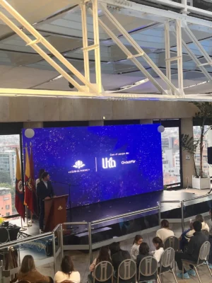 Alquiler de pantallas LED para eventos en Bogotá, Voiz Producciones