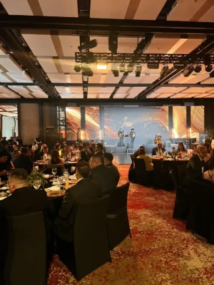 Alquiler de pantallas LED para eventos en Bogotá, Voiz Producciones