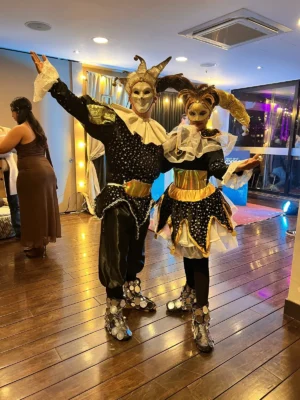 Carnaval de Venecia - personaje de recibimiento para eventos, Voiz Producciones