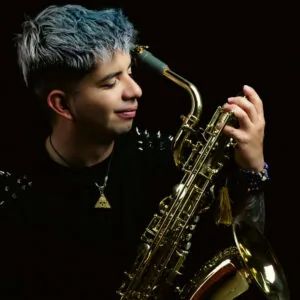 SAXOFONISTA MASCULINO EN BOGOTÁ