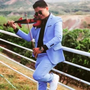 Violinista para tu evento en Bogotá