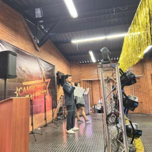 Montaje de sonido profesional para eventos en Bogotá - Voiz Producciones