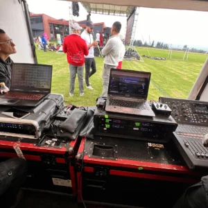 Montaje de sonido profesional para eventos en Bogotá - Voiz Producciones