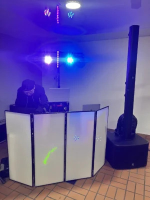 DJ y alquiler de sonido para eventos en Bogotá, Voiz Producciones
